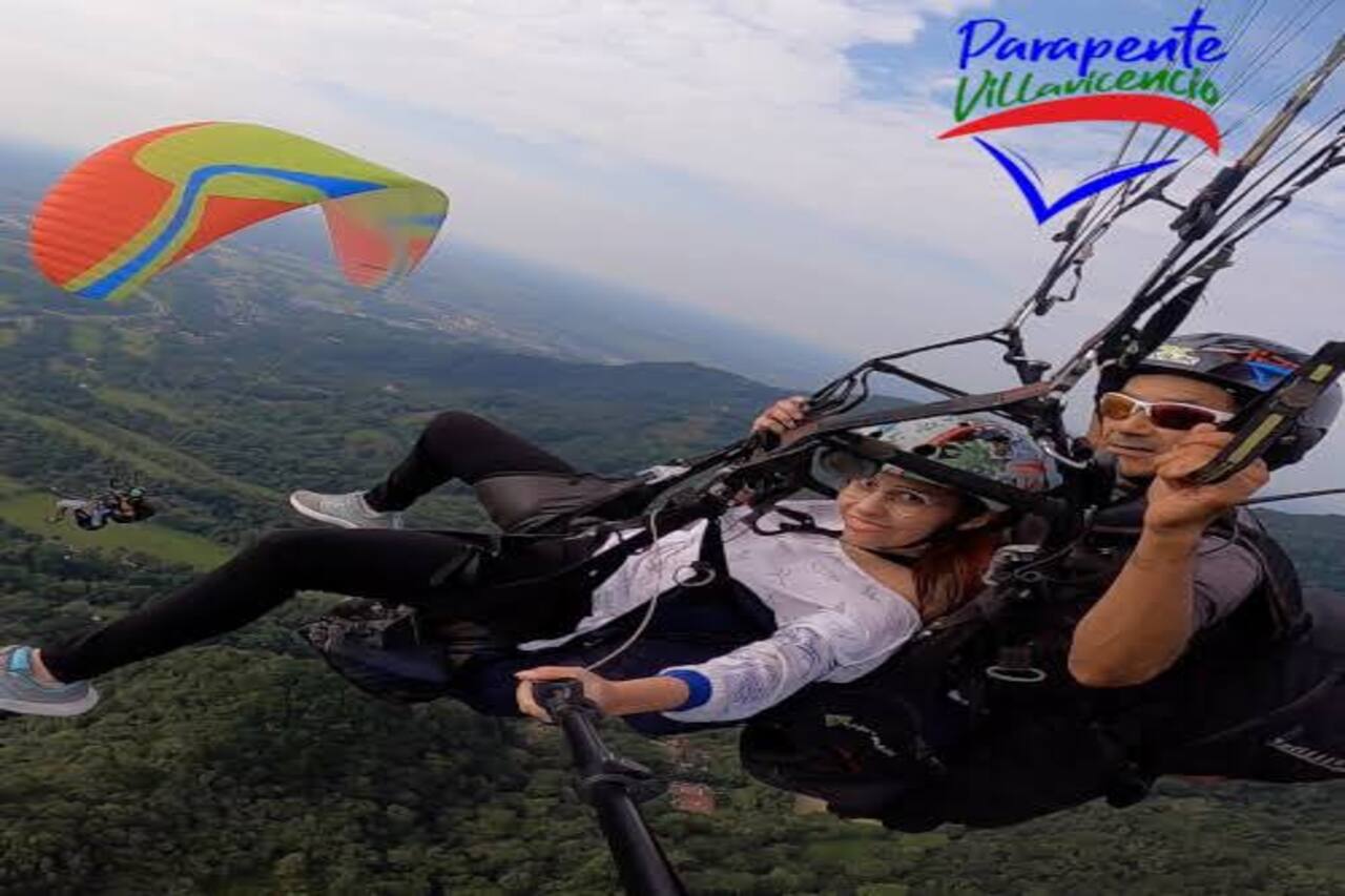 Vuelo en parapente llanero